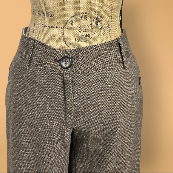 316 - H & M PANTS/CROP STYLE 60% WOOL PARTIALLY LINED - Picture 4 of 16